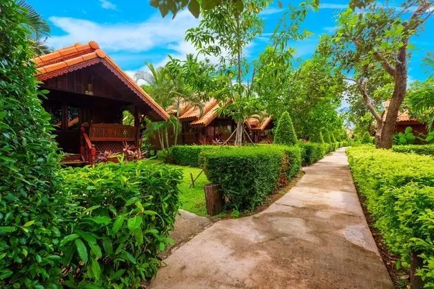 Wooden Cottage Double Garden View