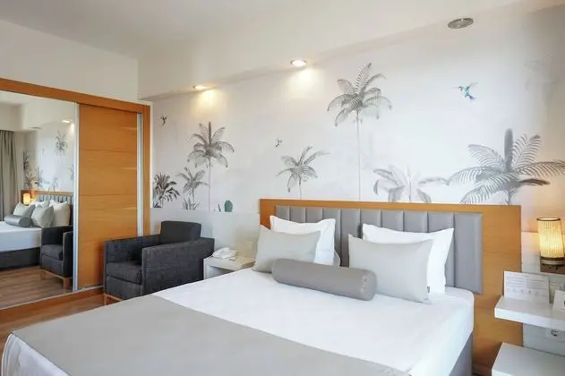 Comfort Tek Büyük veya İki Ayrı Yataklı Oda, Şehir Manzaralı