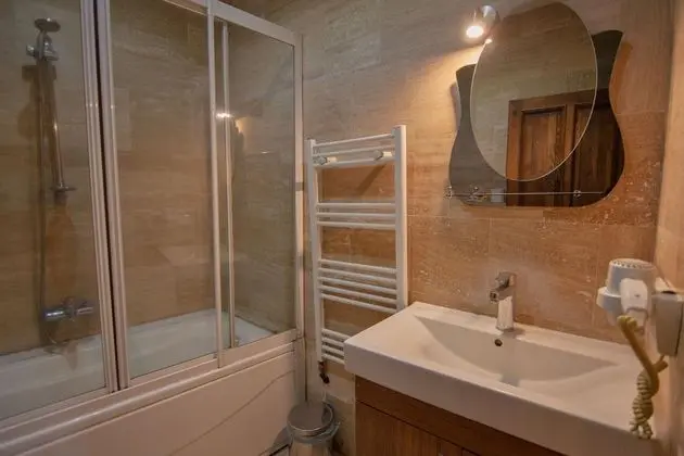 Deluxe Çift Kişilik Oda, Manzarasız, 2. Kat