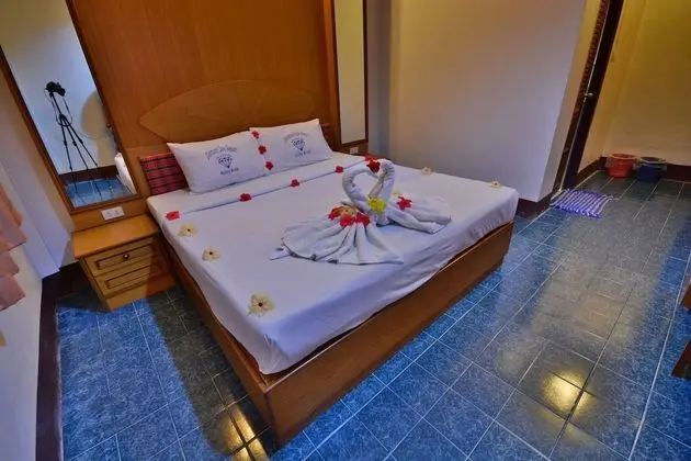 Bungalow A/C (1 Double Bed)
