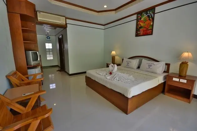 Deluxe Room A/C (1 Double Bed)