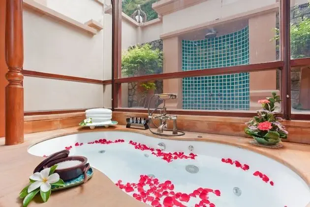Luxury Villa, 1 Yatak Odası, Kişiye Özel Havuzlu, Denize Bakan