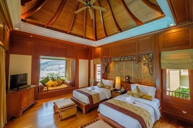 Luxury Villa, 2 Yatak Odası, Kişiye Özel Havuzlu, Denize Bakan