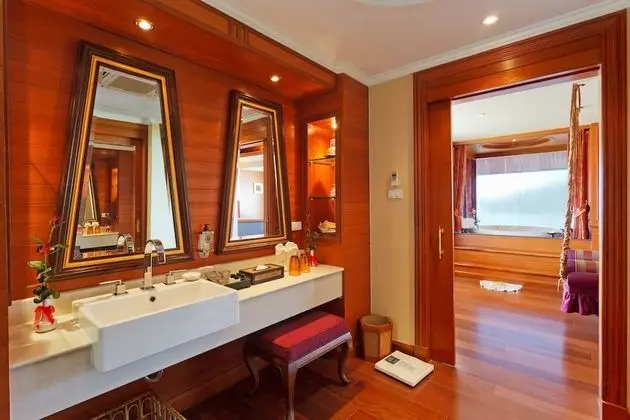 Romantic Suite