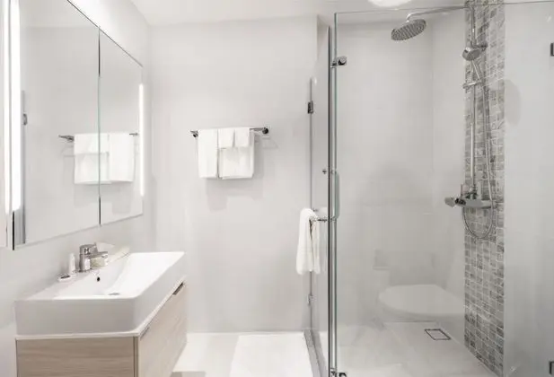 Luxury Tek Büyük Yataklı Oda