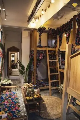 Ortak Ranzalı Oda, Sadece erkekler için (Bed in 4-Bunk Bed)