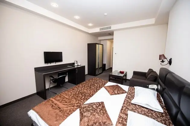 Comfort Tek Büyük veya İki Ayrı Yataklı Oda