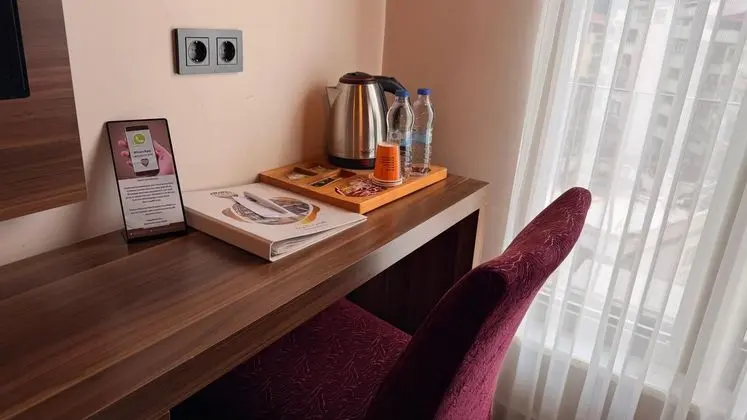 Standart Oda, Deniz Manzaralı, Balkonlu