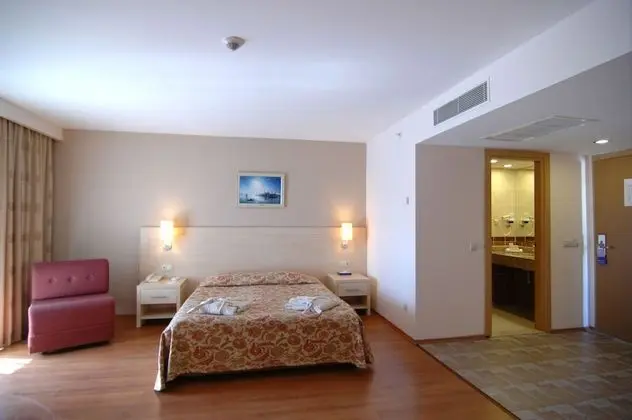 Standard Oda, Bahçe Manzaralı