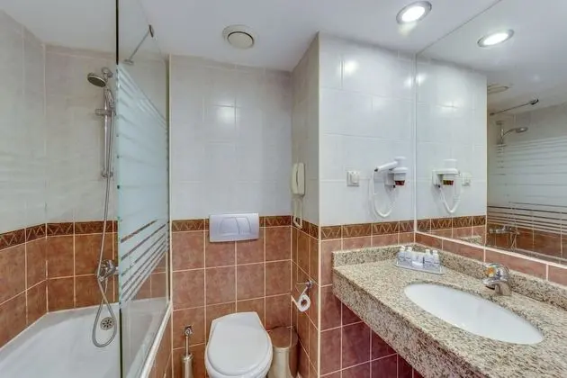 Standard Oda, Bahçe Manzaralı