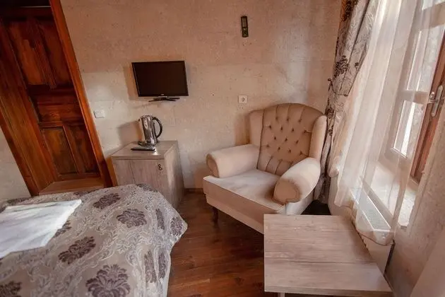 Deluxe Üç Kişilik Oda