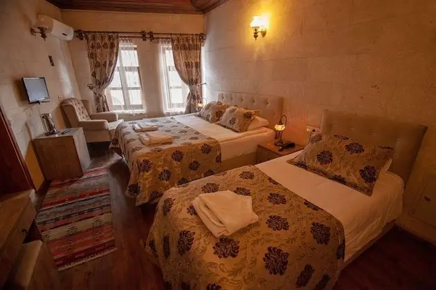 Deluxe Üç Kişilik Oda