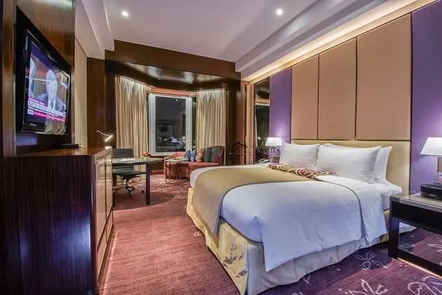 Club Oda, 1 En Büyük (King) Boy Yatak, Sigara İçilmez (Diamond)