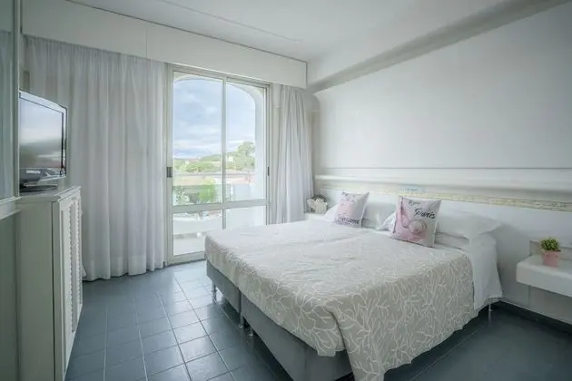 Standard Tek Büyük veya İki Ayrı Yataklı Oda