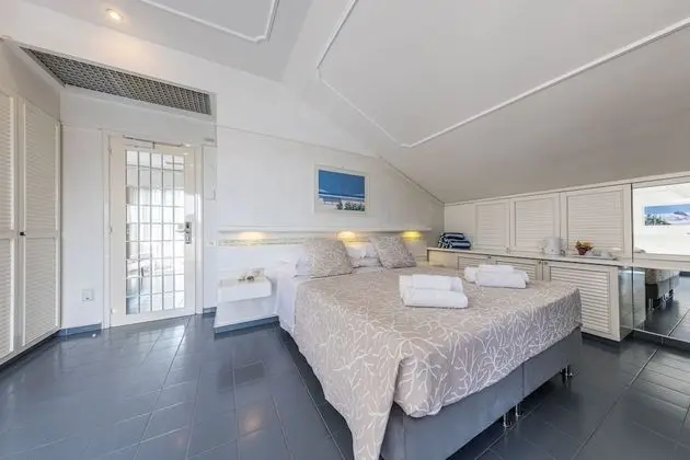 Standard Tek Büyük veya İki Ayrı Yataklı Oda