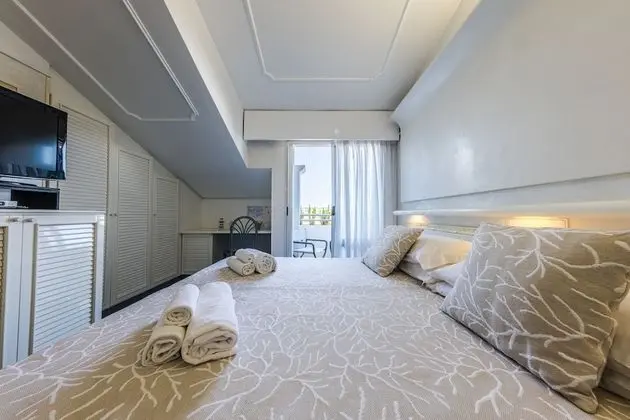 Standard Tek Büyük veya İki Ayrı Yataklı Oda