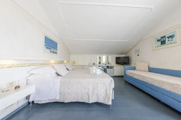 Standard Üç Kişilik Oda