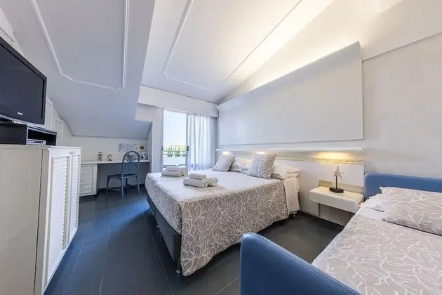 Standard Üç Kişilik Oda