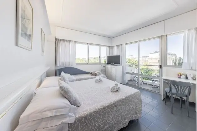 Standard Üç Kişilik Oda