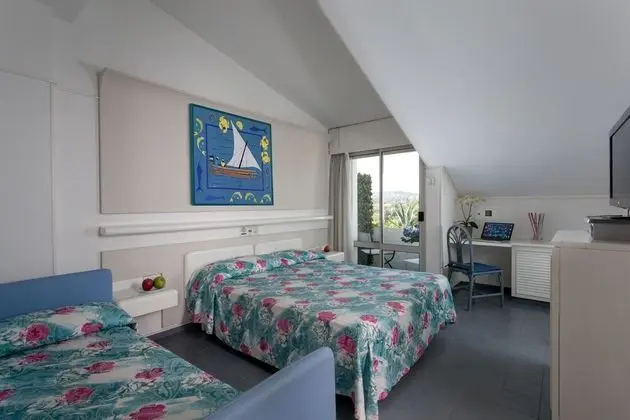 Standard Üç Kişilik Oda