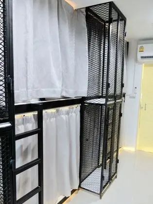Ortak Ranzalı Oda, Karma Ranzalı Oda