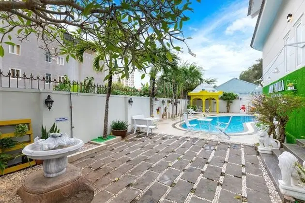 Deluxe Villa