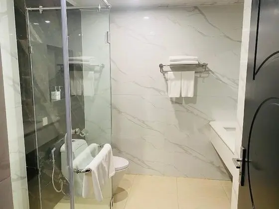 Superior Tek Büyük veya İki Ayrı Yataklı Oda