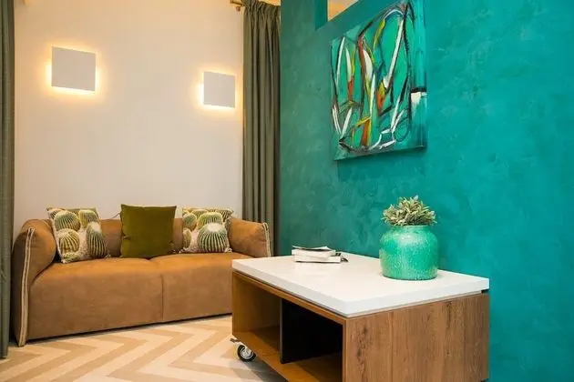 Premium Tek Büyük Yataklı Oda, Veranda (EMERALD)