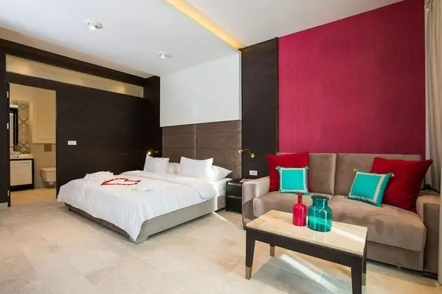 Superior Tek Büyük Yataklı Oda, Veranda (RUBY)