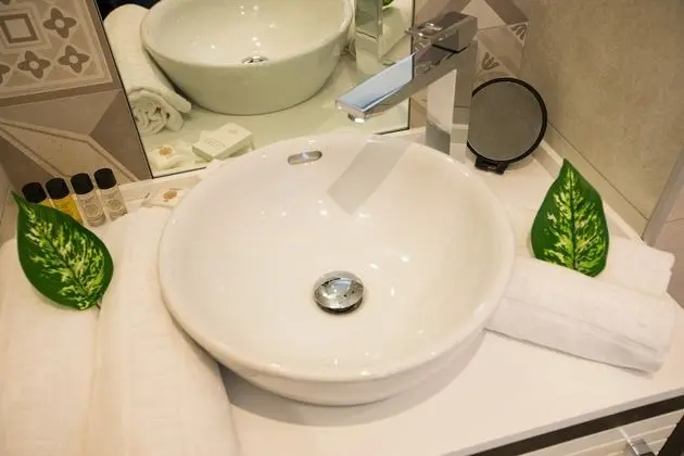 Superior Tek Büyük Yataklı Oda, Veranda (RUBY)