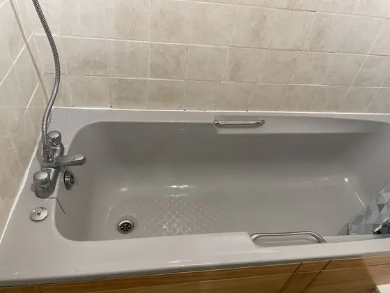Standard Süit, Banyolu/Duşlu
