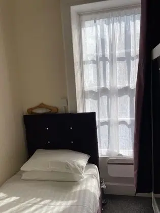 Standard Tek Kişilik Oda, Ortak Banyo