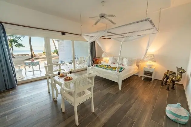 Villa, Plaj Kenarı