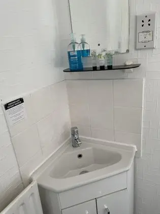 Tek Kişilik Oda, Banyolu/Duşlu