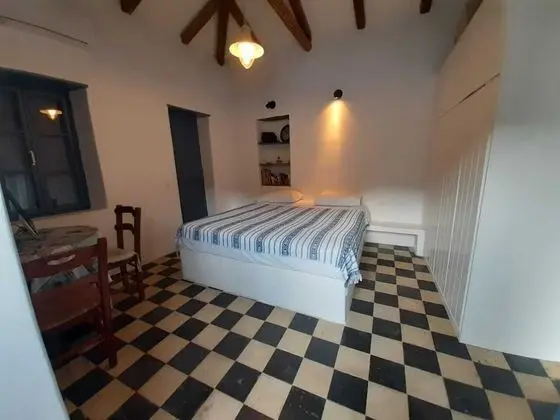 Traditional Kulübe