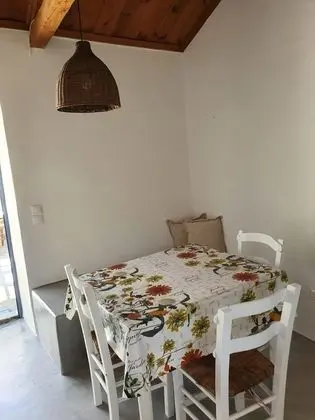 Traditional Kulübe