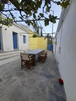 Traditional Kulübe