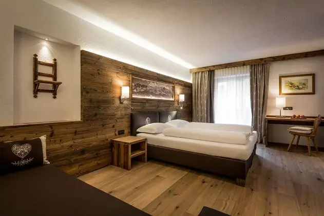 Deluxe Tek Büyük Yataklı Oda (Comfort)