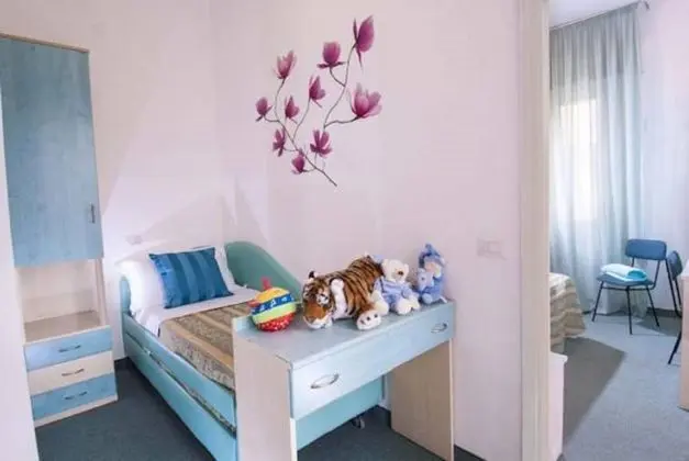 Üçlü With Balcony