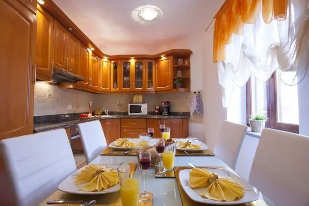 Apart Daire, Şehir Manzaralı