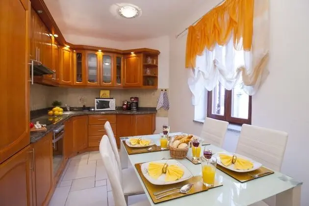 Apart Daire, Şehir Manzaralı