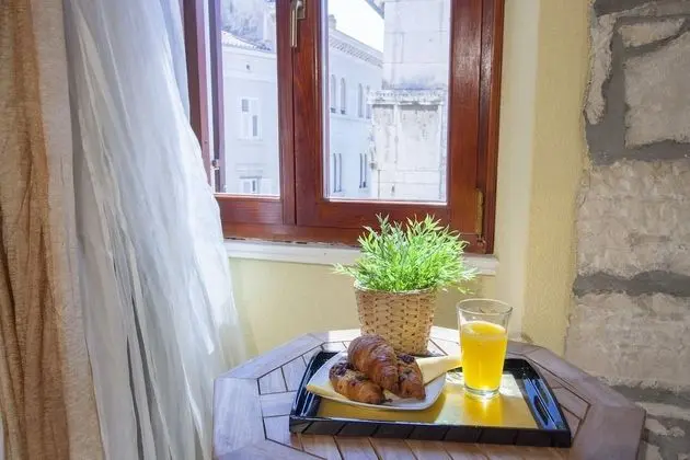 Apart Daire, Şehir Manzaralı