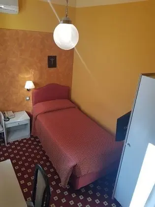 Tek Kişilik Oda