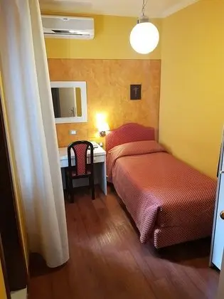 Tek Kişilik Oda