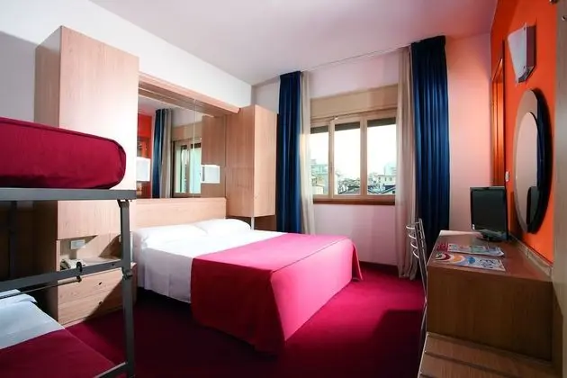 Family Oda (2 Adults + 2 Children)