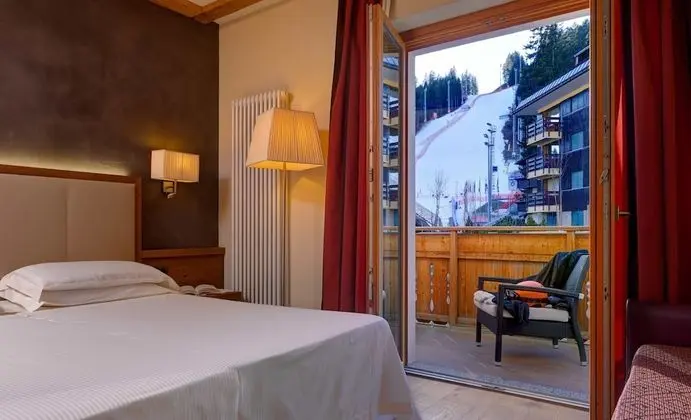Superior Tek Büyük veya İki Ayrı Yataklı Oda, Balkon