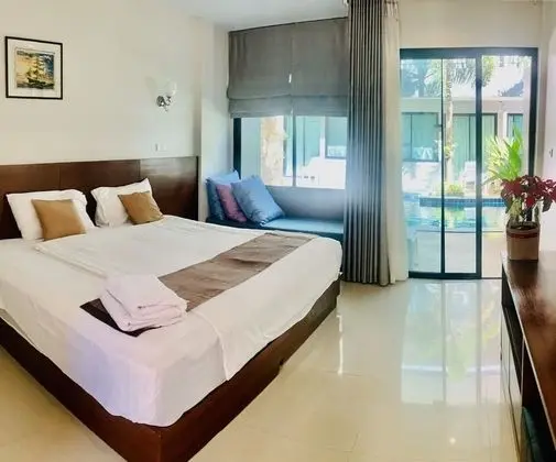 Deluxe Tek Büyük veya İki Ayrı Yataklı Oda, Havuz Kullanımı
