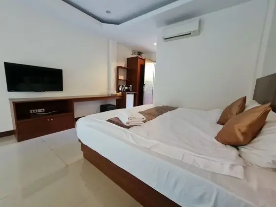Deluxe Tek Büyük veya İki Ayrı Yataklı Oda, Havuz Kullanımı