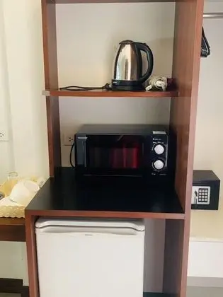 Deluxe Tek Büyük veya İki Ayrı Yataklı Oda, Havuz Kullanımı
