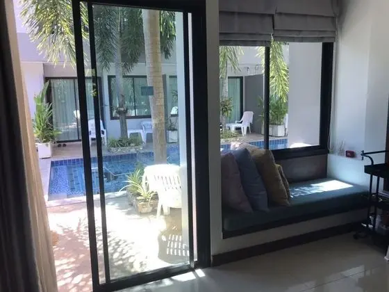 Deluxe Tek Büyük veya İki Ayrı Yataklı Oda, Havuz Kullanımı